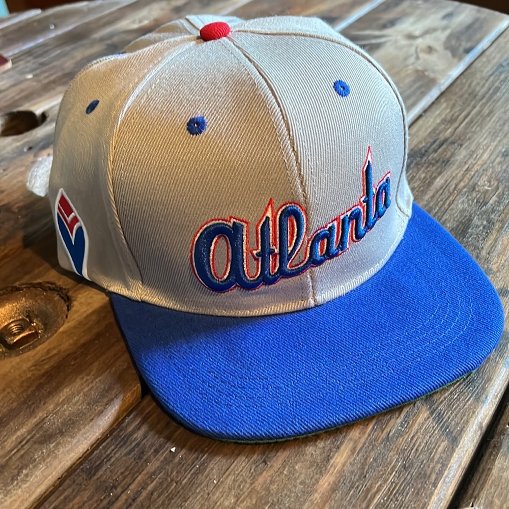 Exclusive ATL Braves hat NWOT - Picture 1 of 14